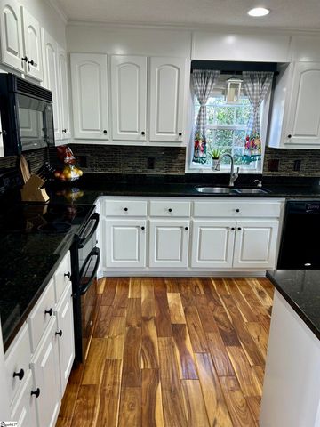 148 Brook Meadow Lane, Liberty, SC 29657