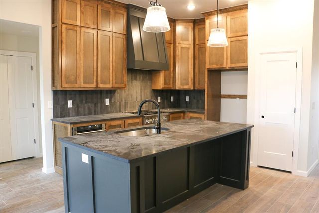 621 Trails End Drive, Shawnee, OK 74804