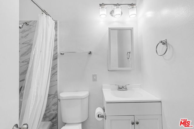 1342 Yale Street B, Santa Monica, CA 90404