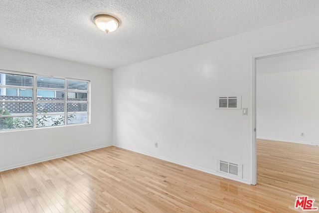 1342 Yale Street B, Santa Monica, CA 90404