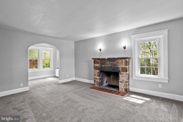 8633 FOWLER AVE, Parkville, MD 21234