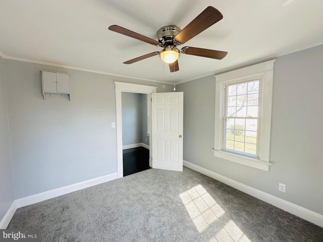 8633 FOWLER, Parkville, MD 21234