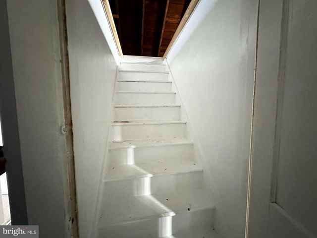 8633 FOWLER, Parkville, MD 21234