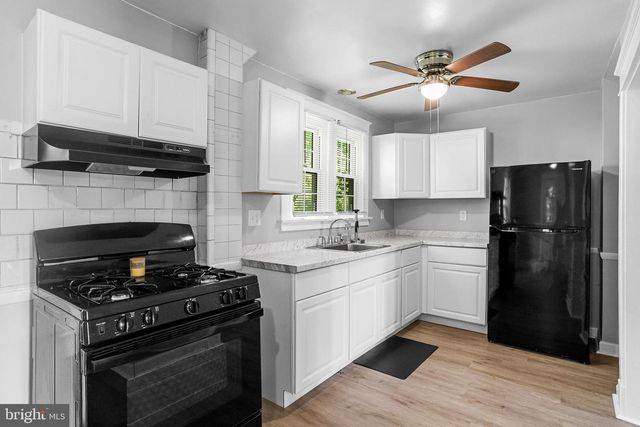 8633 FOWLER AVE, Parkville, MD 21234