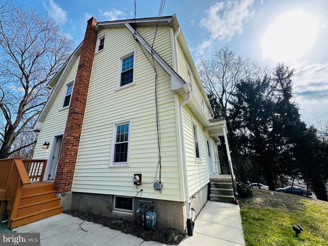 8633 FOWLER, Parkville, MD 21234