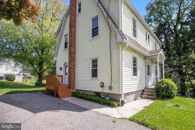 8633 FOWLER AVE, Parkville, MD 21234