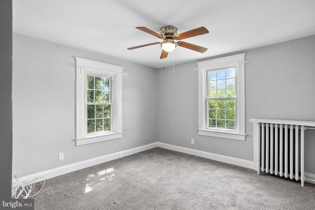 8633 FOWLER AVE, Parkville, MD 21234