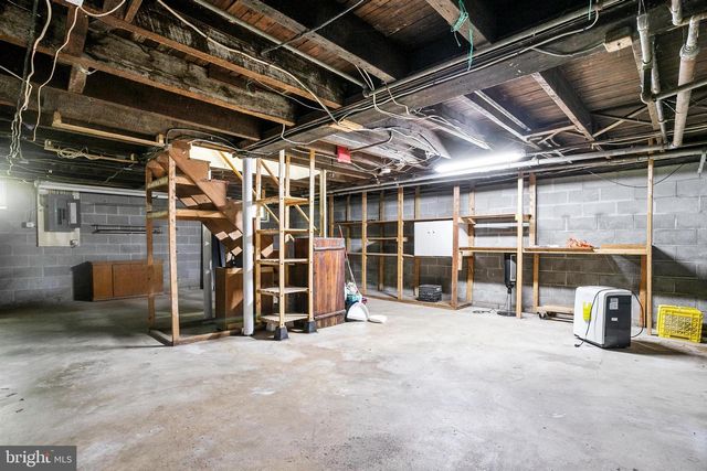 8633 FOWLER AVE, Parkville, MD 21234