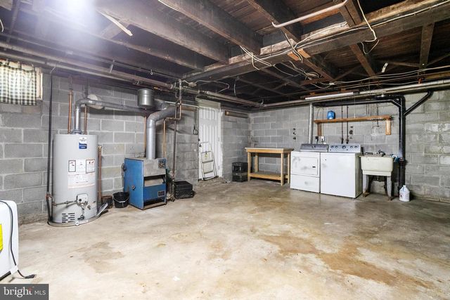 8633 FOWLER AVE, Parkville, MD 21234