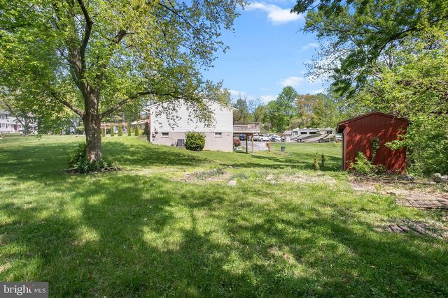 8633 FOWLER AVE, Parkville, MD 21234