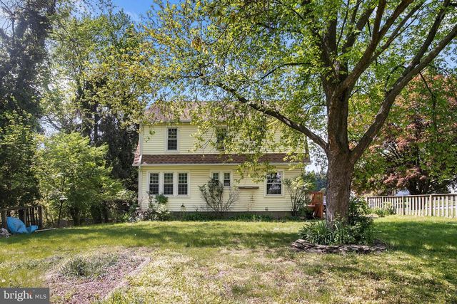 8633 FOWLER AVE, Parkville, MD 21234