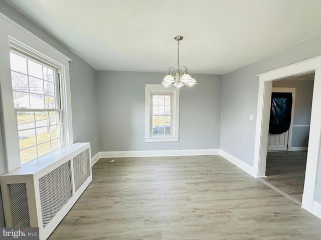 8633 FOWLER, Parkville, MD 21234