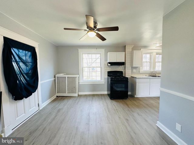 8633 FOWLER, Parkville, MD 21234