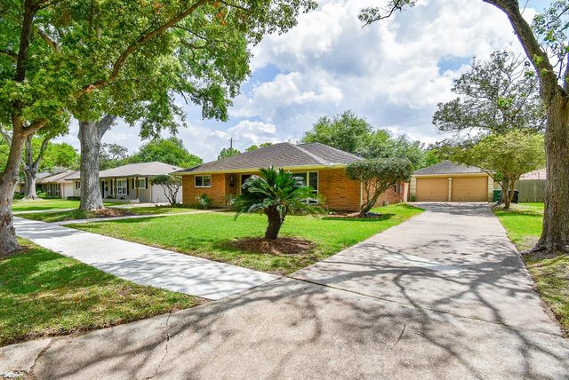 5727 Arboles Drive, Houston, TX 77035