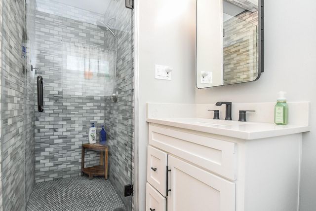 5727 Arboles Drive, Houston, TX 77035