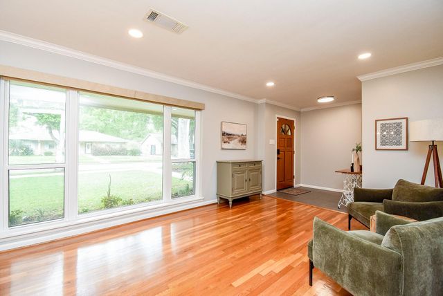 5727 Arboles Drive, Houston, TX 77035