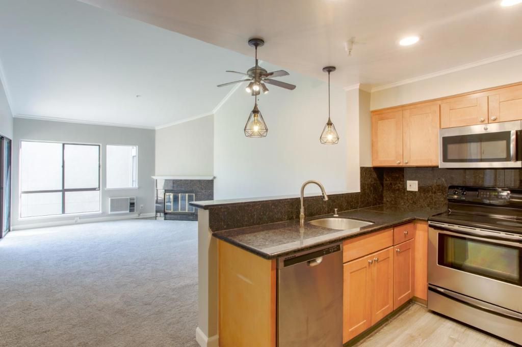 Image 17 of property listing at 39224 Guardino Drive 308, Fremont, CA 94538