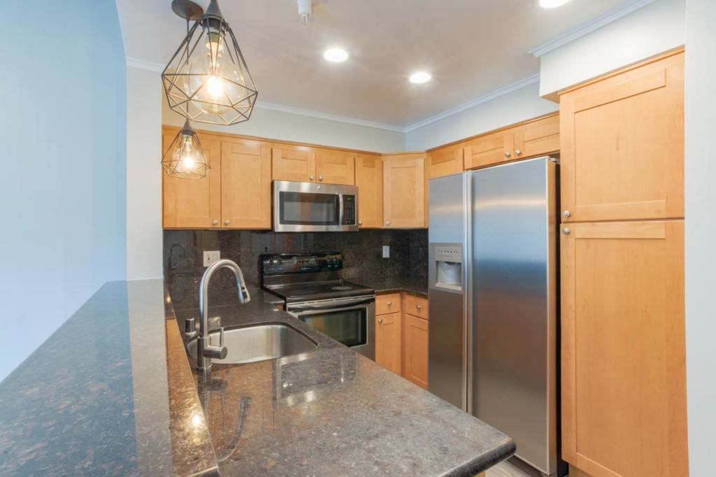 Image 4 of property listing at 39224 Guardino Drive 308, Fremont, CA 94538