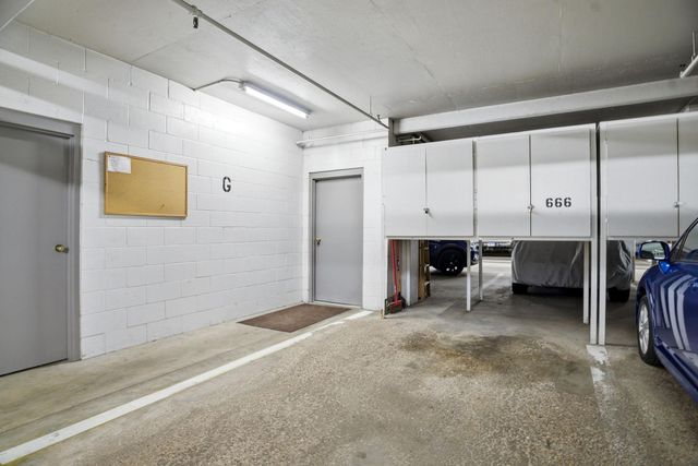 7605 Edinborough Way 6115, Edina, MN 55435