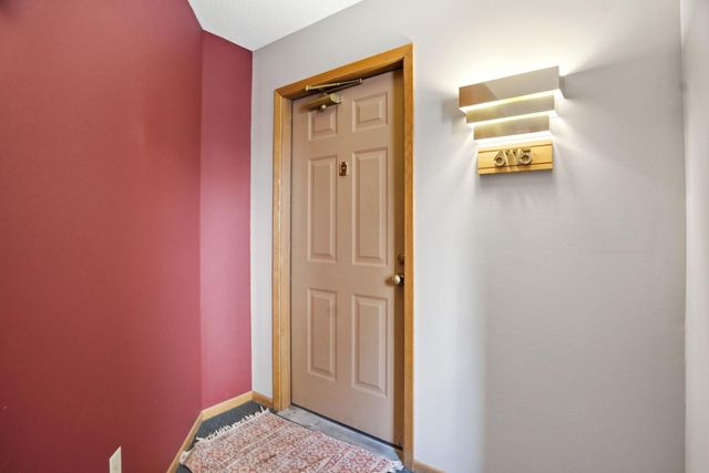 7605 Edinborough Way 6115, Edina, MN 55435