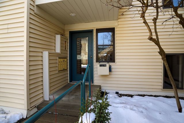 7605 Edinborough Way 6115, Edina, MN 55435