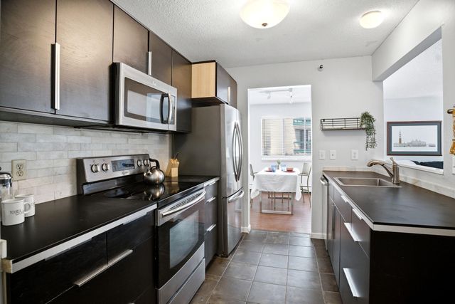 7605 Edinborough Way 6115, Edina, MN 55435