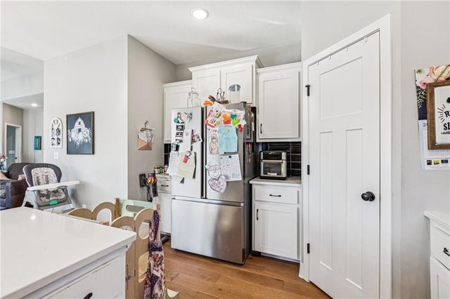 409 Lilly Lane, Liberty, MO 64068