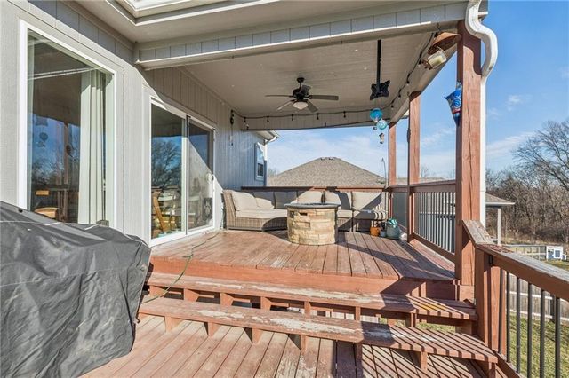 409 Lilly Lane, Liberty, MO 64068