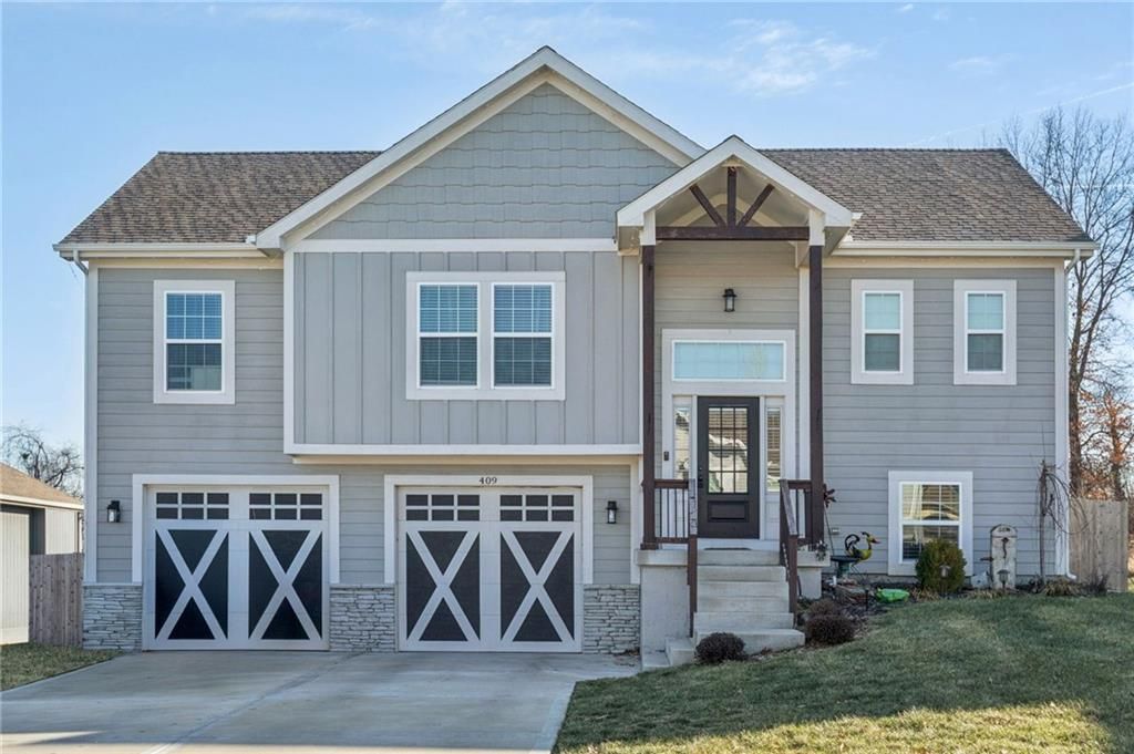 409 Lilly Lane, Liberty, MO 64068