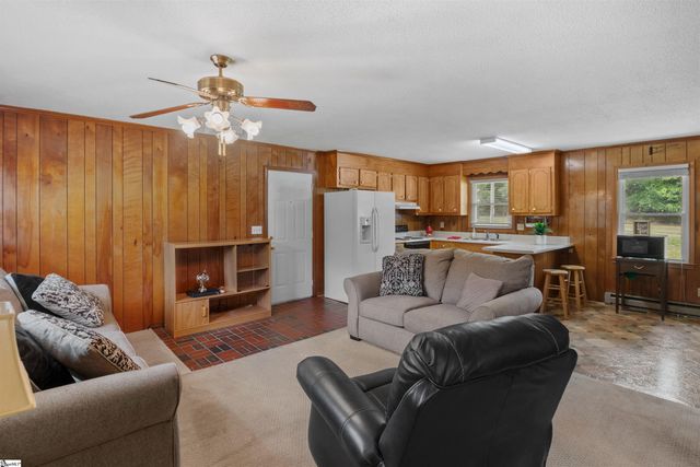115 Oak Brook Court, Liberty, SC 29657