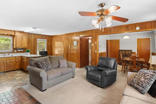 115 Oak Brook Court, Liberty, SC 29657