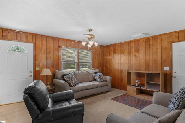 115 Oak Brook Court, Liberty, SC 29657