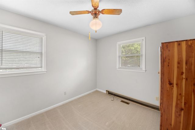 115 Oak Brook Court, Liberty, SC 29657