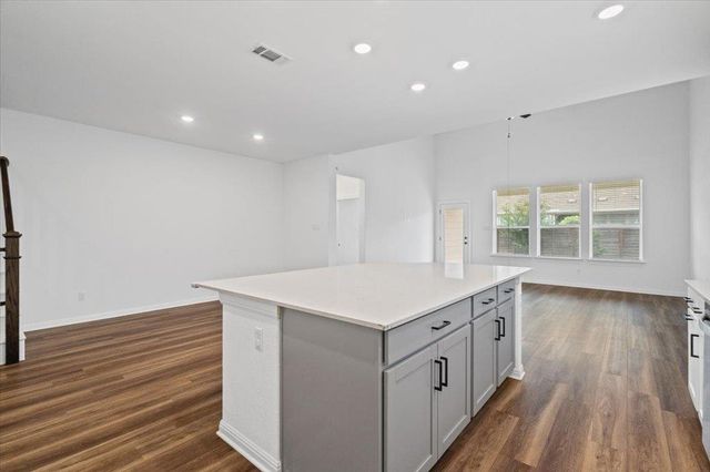 309 Harbors LN, Leander, TX 78641