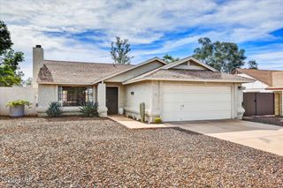 1713 E AIRE LIBRE Avenue, Phoenix, AZ 85022