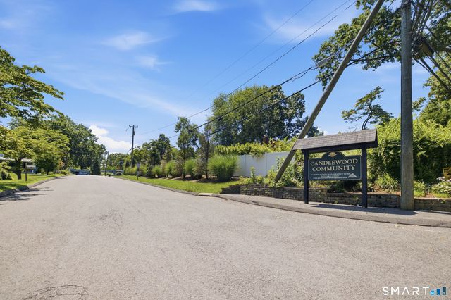 165 Laurelwood Lane, Danbury, CT 06811