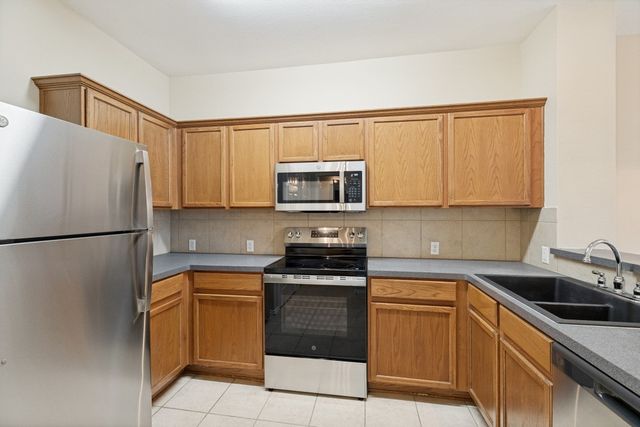 2324 Stoneleigh Place, Mckinney, TX 75071