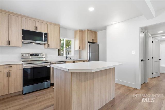 312 Sherman, Nampa, ID 83651