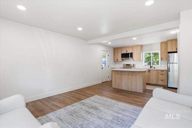 312 Sherman, Nampa, ID 83651
