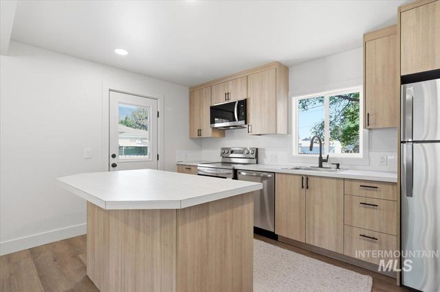 312 Sherman, Nampa, ID 83651