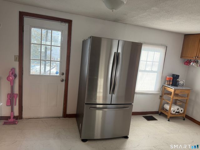 9 Brown Avenue, Windsor, CT 06095