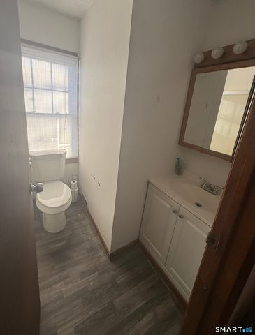 9 Brown Avenue, Windsor, CT 06095