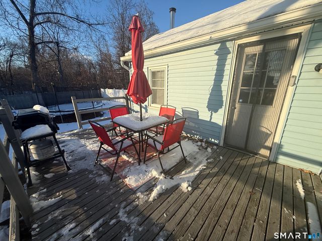 9 Brown Avenue, Windsor, CT 06095