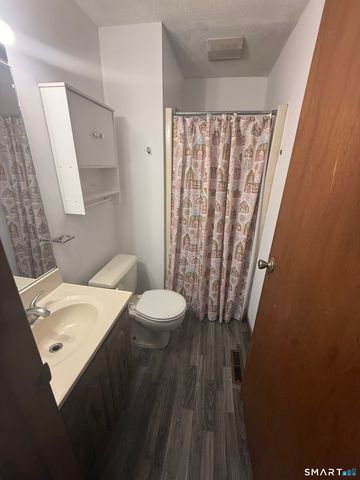 9 Brown Avenue, Windsor, CT 06095