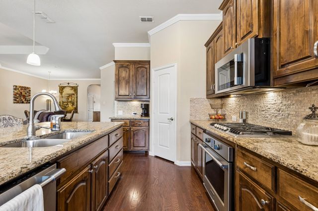 5128 Dominica Lane, Fort Worth, TX 76244