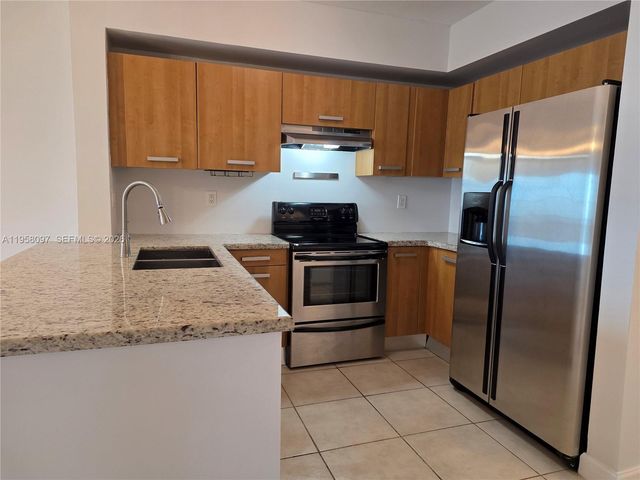 471 NE 25th St 601, Miami, FL 33137