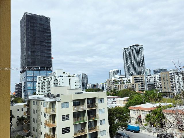 471 NE 25th St 601, Miami, FL 33137