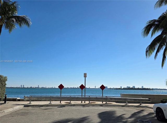 471 NE 25th St 601, Miami, FL 33137