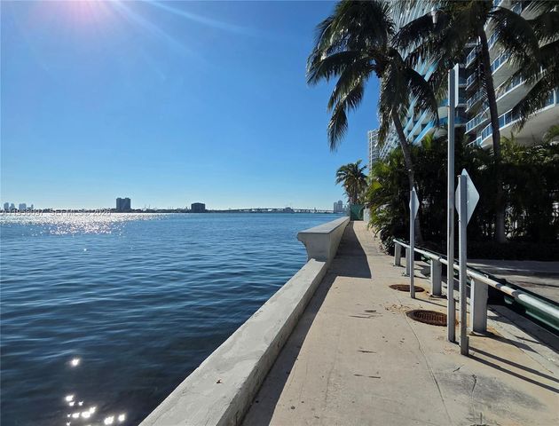 471 NE 25th St 601, Miami, FL 33137