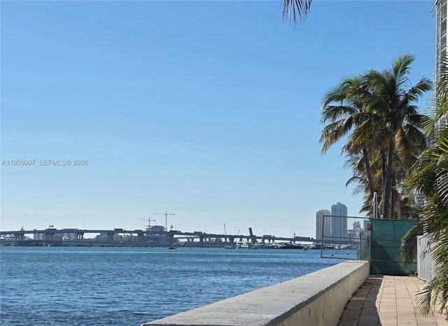 471 NE 25th St 601, Miami, FL 33137